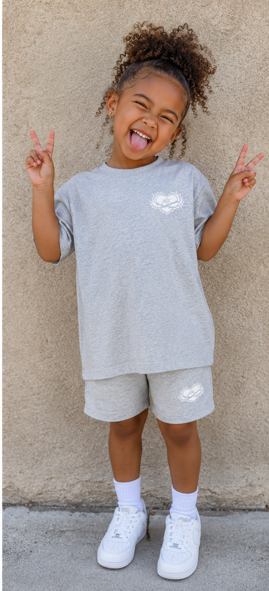 Hvmble Hearts Youth Essential T-shirt